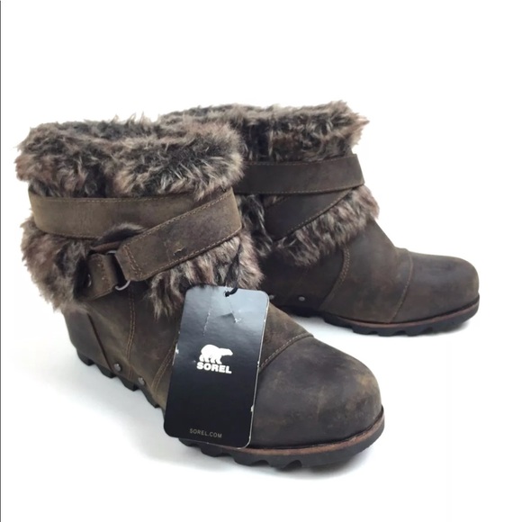 Sorel 9 Joan Of Arctic Faux Fur Wedge Ankle Bootie - Picture 2 of 5